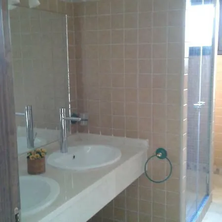 Dom wakacyjny Casa Lar - Chalet Con Piscina