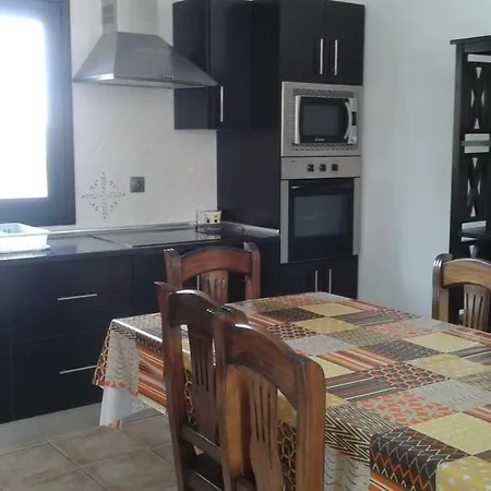 Casa Lar - Chalet Con Piscina